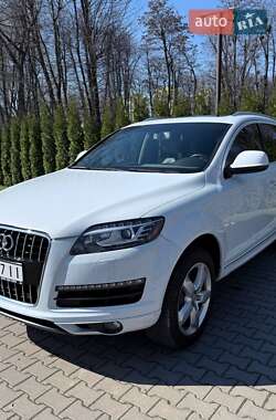 Внедорожник / Кроссовер Audi Q7 2013 в 