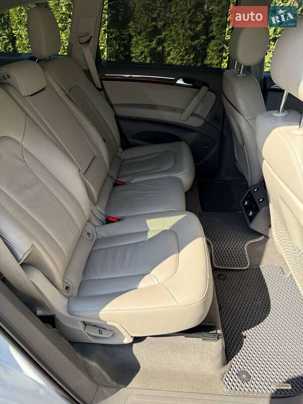 Внедорожник / Кроссовер Audi Q7 2013 в Киеве