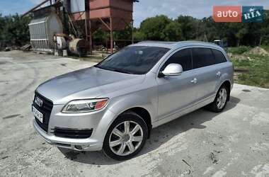Внедорожник / Кроссовер Audi Q7 2007 в 