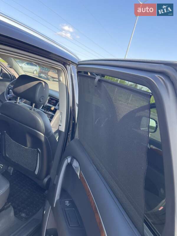 Позашляховик / Кросовер Audi Q7 2013 в Рівному