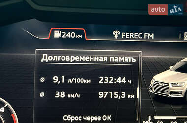 Позашляховик / Кросовер Audi Q7 2016 в 
