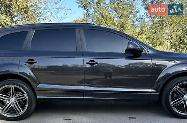 Внедорожник / Кроссовер Audi Q7 2014 в 