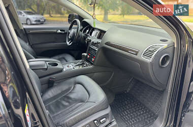 Внедорожник / Кроссовер Audi Q7 2011 в 