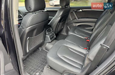 Внедорожник / Кроссовер Audi Q7 2011 в 