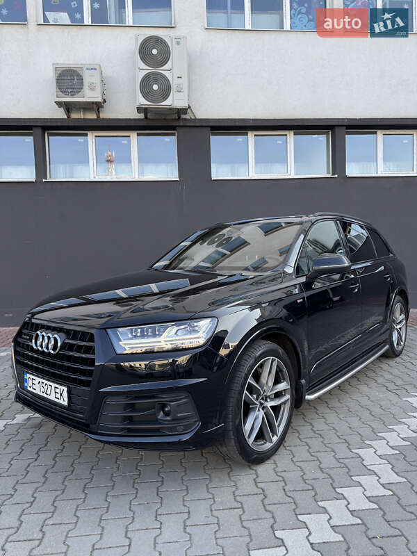 Позашляховик / Кросовер Audi Q7 2017 в Чернівцях