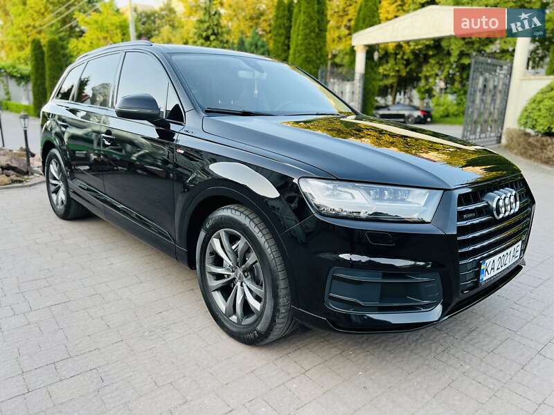 Позашляховик / Кросовер Audi Q7 2015 в Хмельницькому
