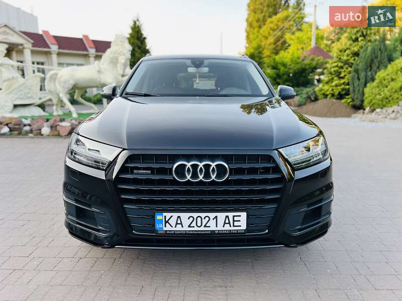 Позашляховик / Кросовер Audi Q7 2015 в Хмельницькому