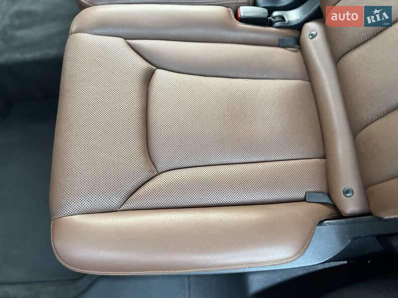 Позашляховик / Кросовер Audi Q7 2015 в Хмельницькому