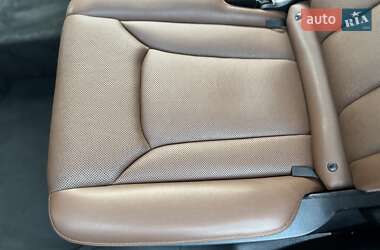 Внедорожник / Кроссовер Audi Q7 2015 в 