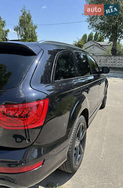 Внедорожник / Кроссовер Audi Q7 2013 в 
