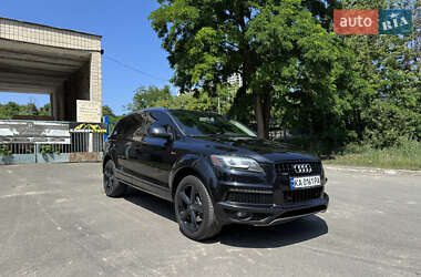 Внедорожник / Кроссовер Audi Q7 2013 в 