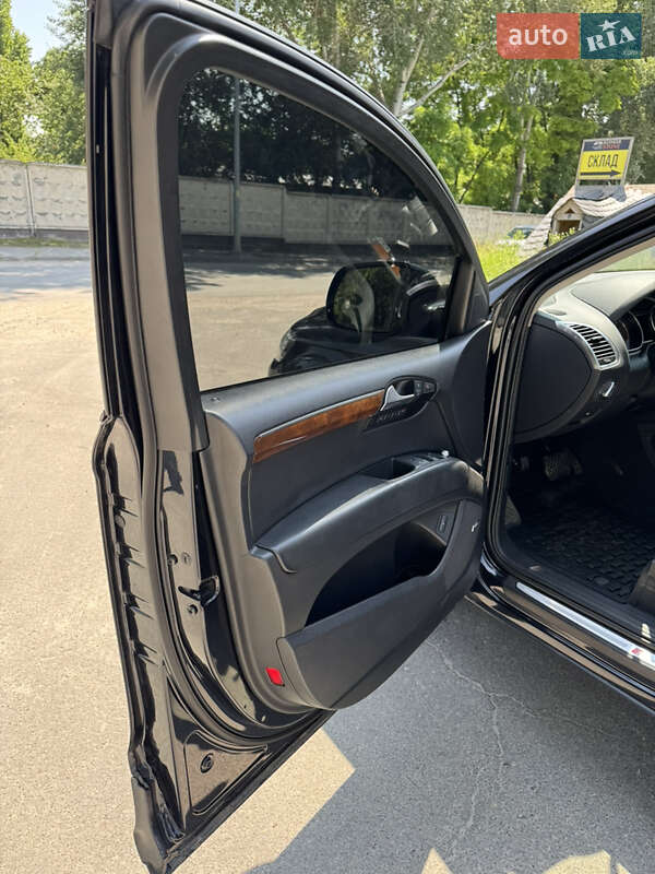 Внедорожник / Кроссовер Audi Q7 2013 в Киеве фото 28 Внедорожник / Кроссовер Audi Q7 2013 в Киеве