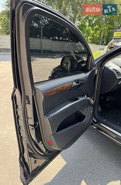 Внедорожник / Кроссовер Audi Q7 2013 в 