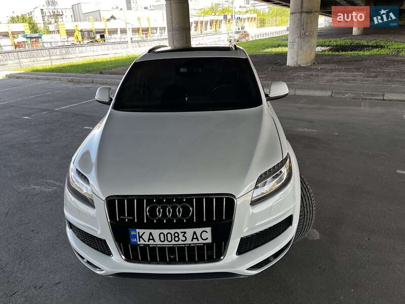 Внедорожник / Кроссовер Audi Q7 2015 в Киеве