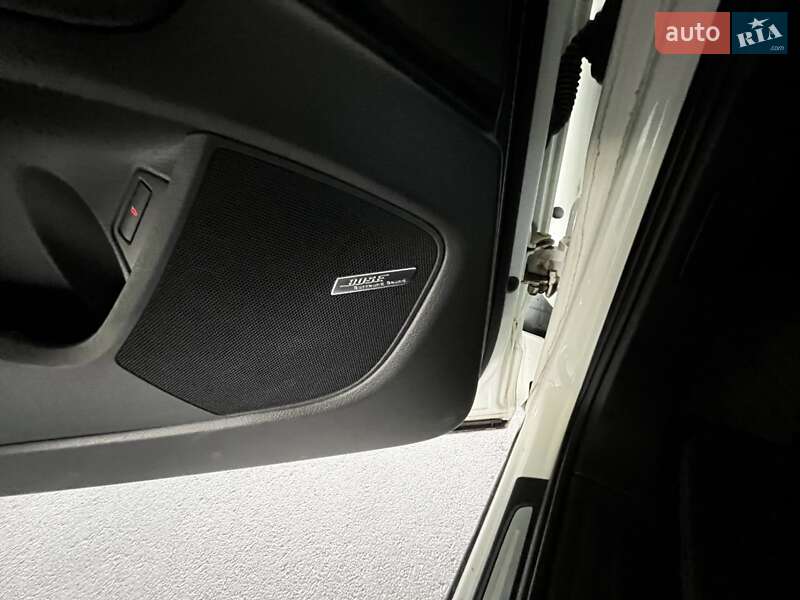Внедорожник / Кроссовер Audi Q7 2015 в Киеве