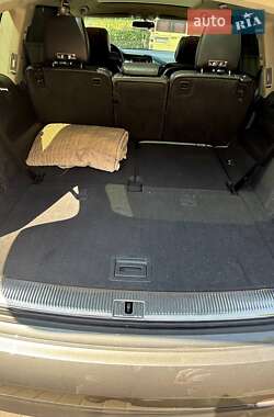 Внедорожник / Кроссовер Audi Q7 2012 в 