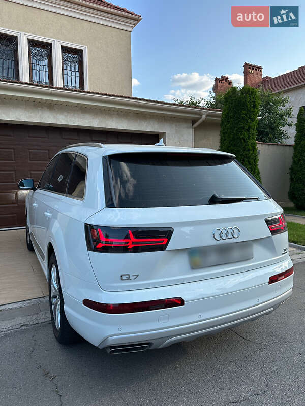Позашляховик / Кросовер Audi Q7 2016 в Одесі фото 8 Позашляховик / Кросовер Audi Q7 2016 в Одесі