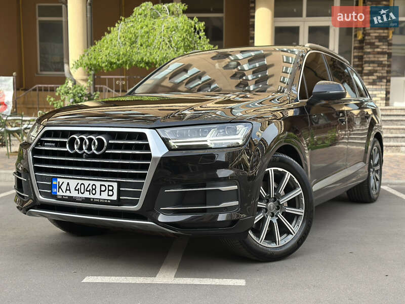 Позашляховик / Кросовер Audi Q7 2016 в Києві