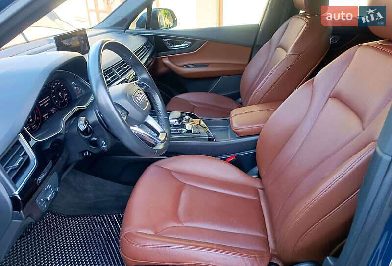 Позашляховик / Кросовер Audi Q7 2018 в Вінниці
