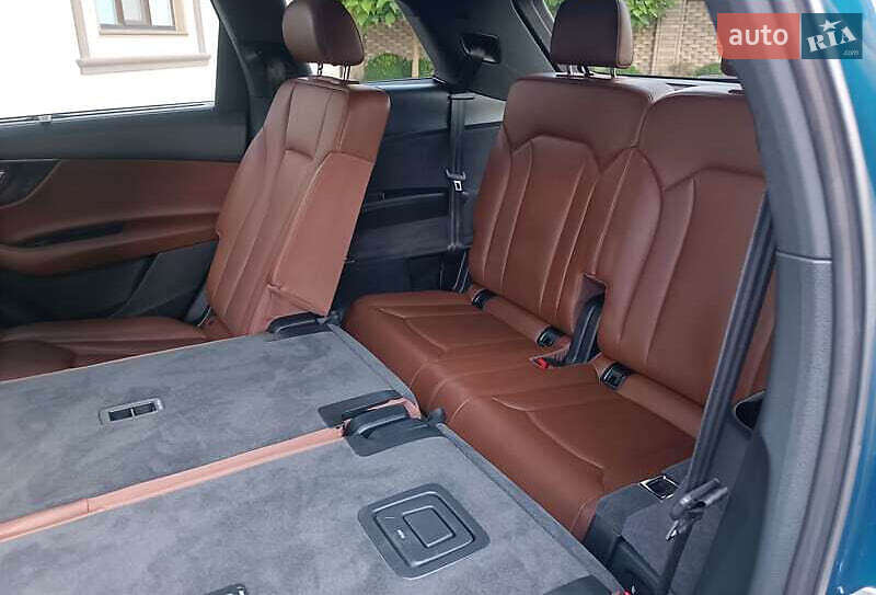 Позашляховик / Кросовер Audi Q7 2018 в Вінниці