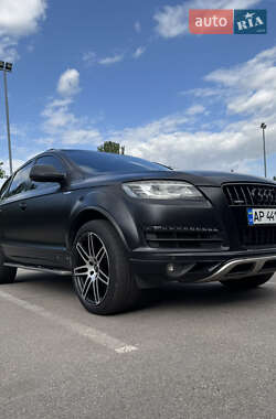 Внедорожник / Кроссовер Audi Q7 2012 в 