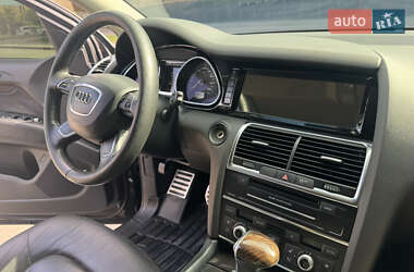 Внедорожник / Кроссовер Audi Q7 2012 в 