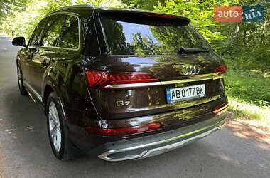 Внедорожник / Кроссовер Audi Q7 2020 в 