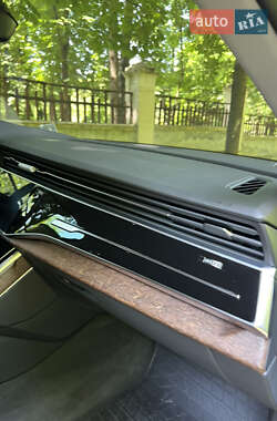 Внедорожник / Кроссовер Audi Q7 2020 в 