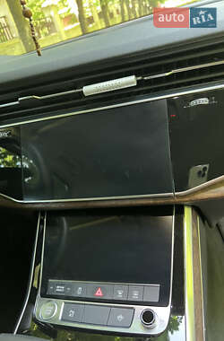 Внедорожник / Кроссовер Audi Q7 2020 в 