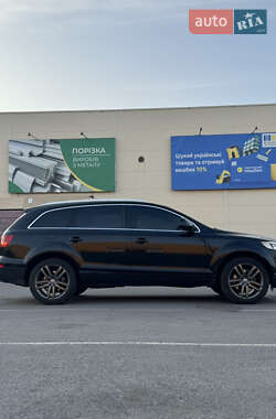 Внедорожник / Кроссовер Audi Q7 2006 в 