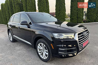 Внедорожник / Кроссовер Audi Q7 2019 в Дубно