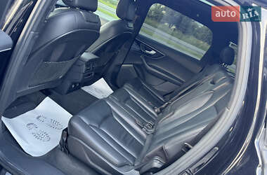 Внедорожник / Кроссовер Audi Q7 2019 в 