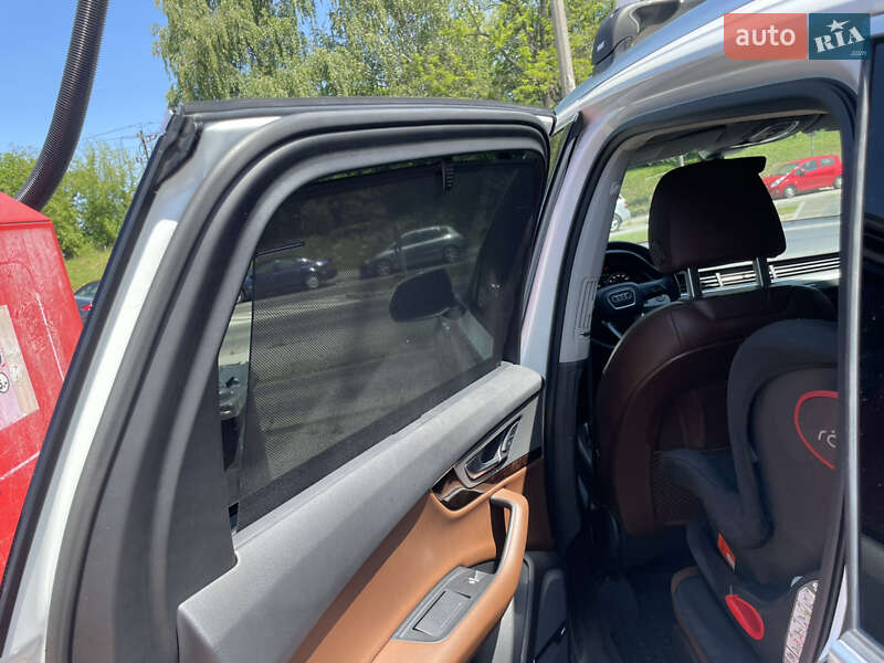 Позашляховик / Кросовер Audi Q7 2019 в Рава-Руській