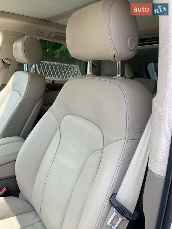 Позашляховик / Кросовер Audi Q7 2015 в Хмельницькому