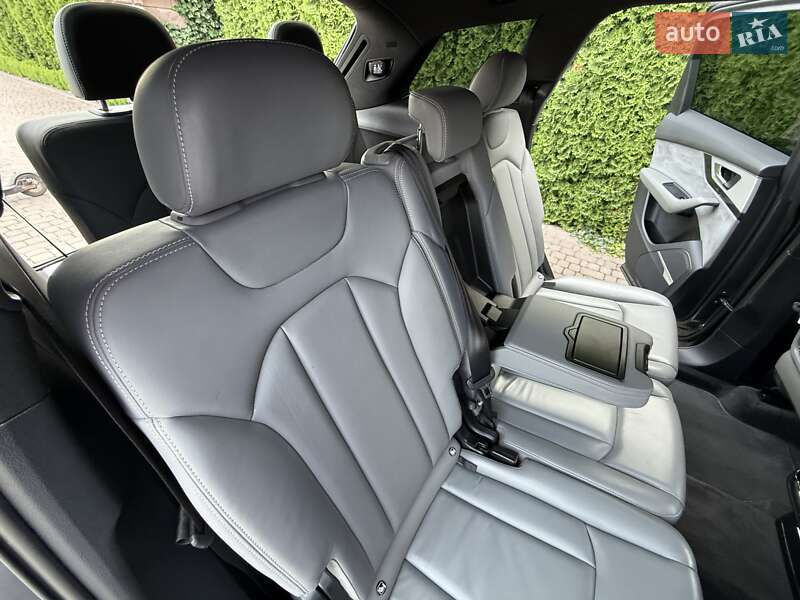 Внедорожник / Кроссовер Audi Q7 2017 в Ровно фото 53 Внедорожник / Кроссовер Audi Q7 2017 в Ровно