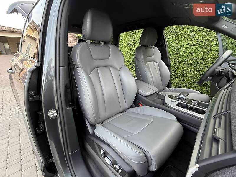 Внедорожник / Кроссовер Audi Q7 2017 в Ровно фото 62 Внедорожник / Кроссовер Audi Q7 2017 в Ровно