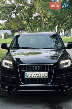 Позашляховик / Кросовер Audi Q7 2006 в 