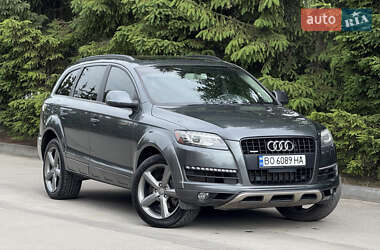 Внедорожник / Кроссовер Audi Q7 2015 в 