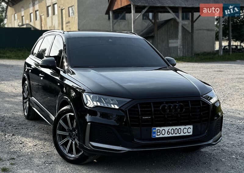 Позашляховик / Кросовер Audi Q7 2021 в Тернополі