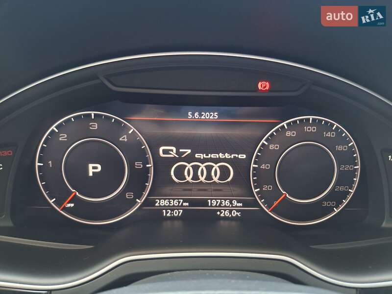 Позашляховик / Кросовер Audi Q7 2016 в Вінниці