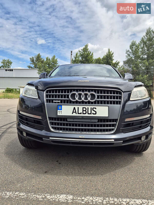 Внедорожник / Кроссовер Audi Q7 2007 в Киеве
