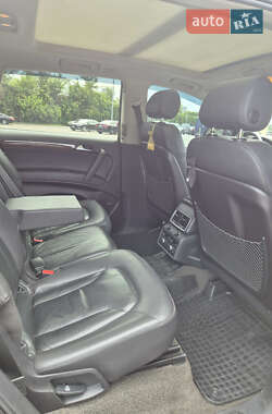Позашляховик / Кросовер Audi Q7 2007 в 