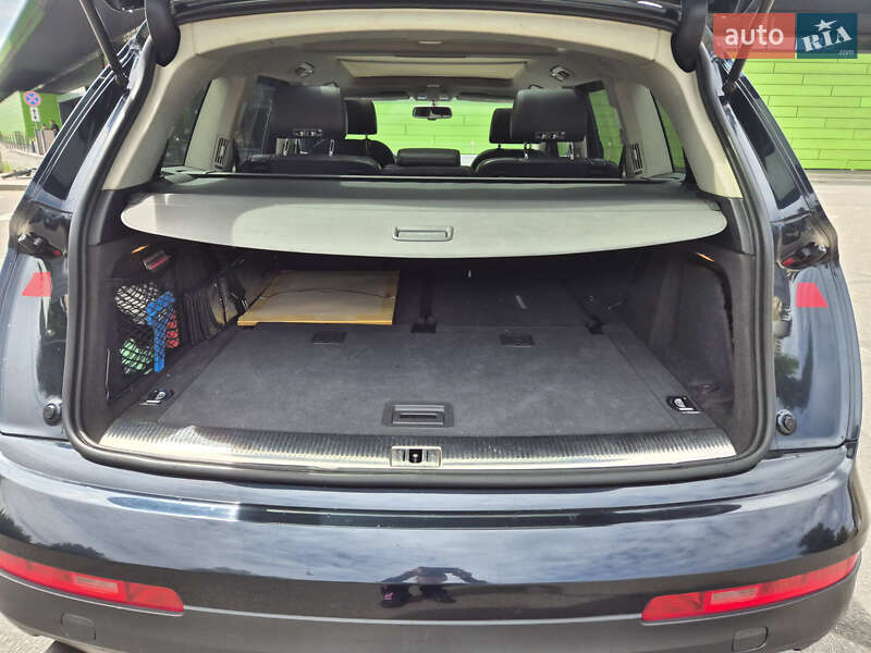 Внедорожник / Кроссовер Audi Q7 2007 в Киеве