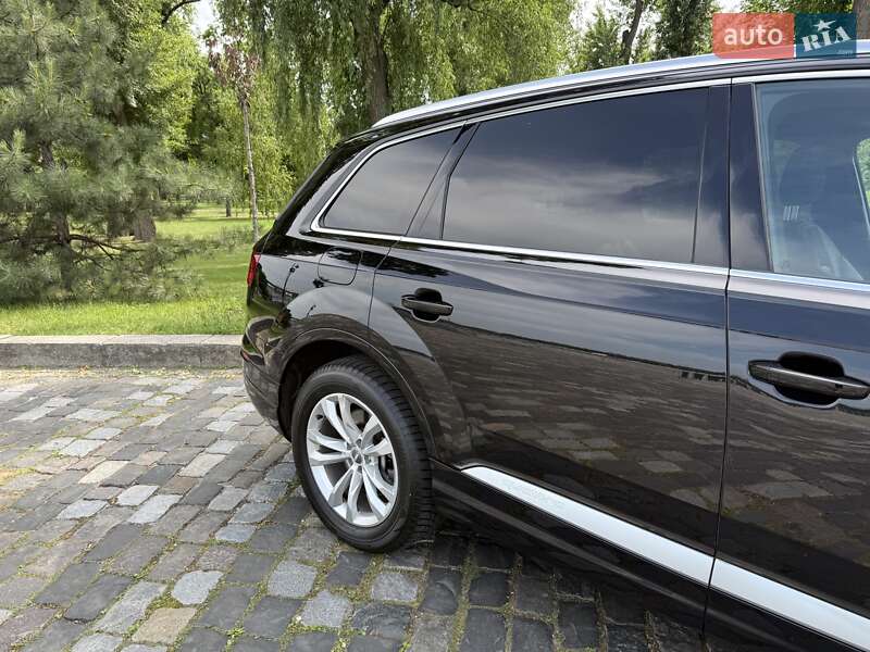Внедорожник / Кроссовер Audi Q7 2016 в Киеве фото 44 Внедорожник / Кроссовер Audi Q7 2016 в Киеве