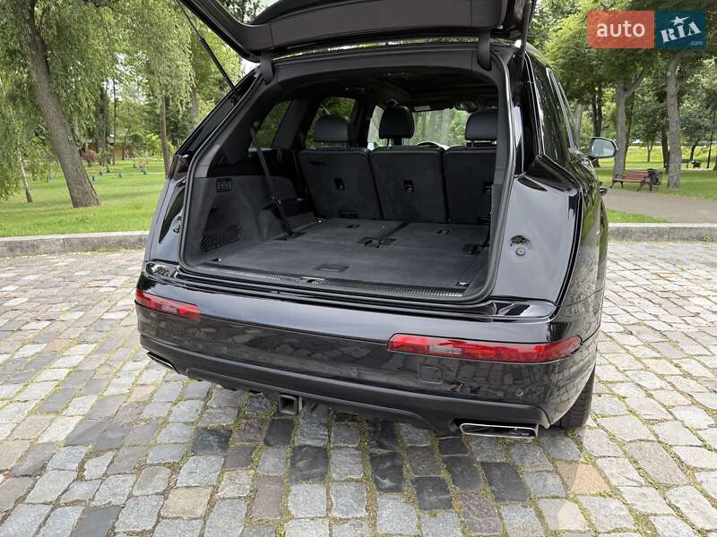 Внедорожник / Кроссовер Audi Q7 2016 в Киеве фото 122 Внедорожник / Кроссовер Audi Q7 2016 в Киеве