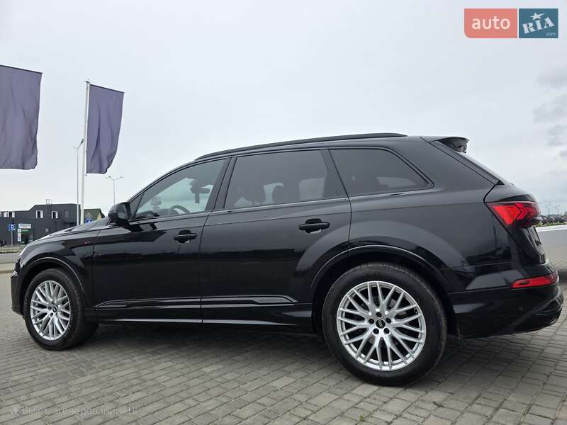 Внедорожник / Кроссовер Audi Q7 2020 в Луцке