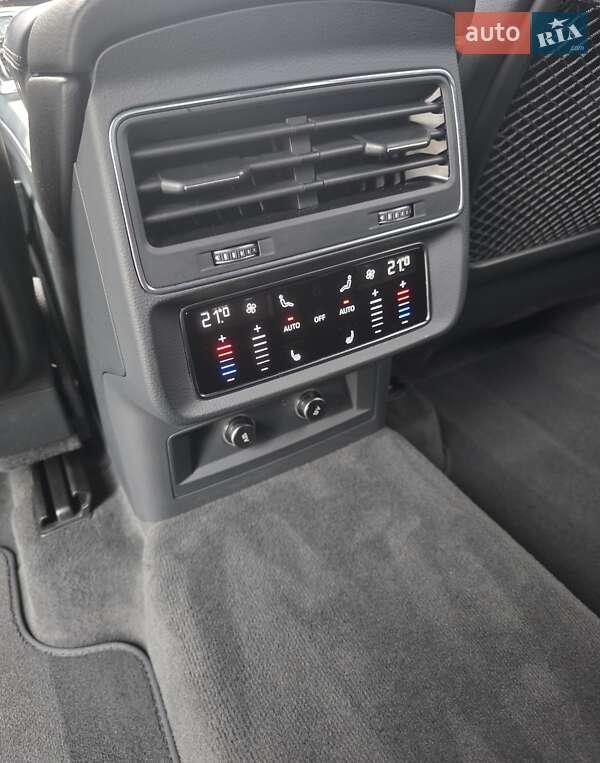 Внедорожник / Кроссовер Audi Q7 2020 в Луцке