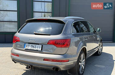 Внедорожник / Кроссовер Audi Q7 2012 в 