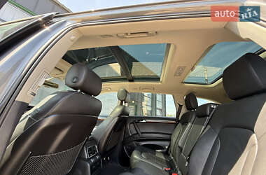 Внедорожник / Кроссовер Audi Q7 2012 в 