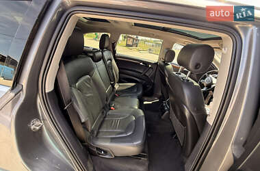 Внедорожник / Кроссовер Audi Q7 2012 в 